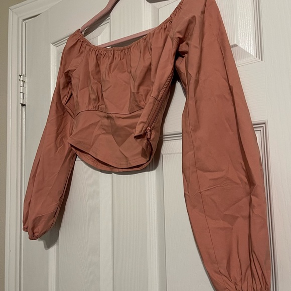 Pink top - Picture 3 of 4